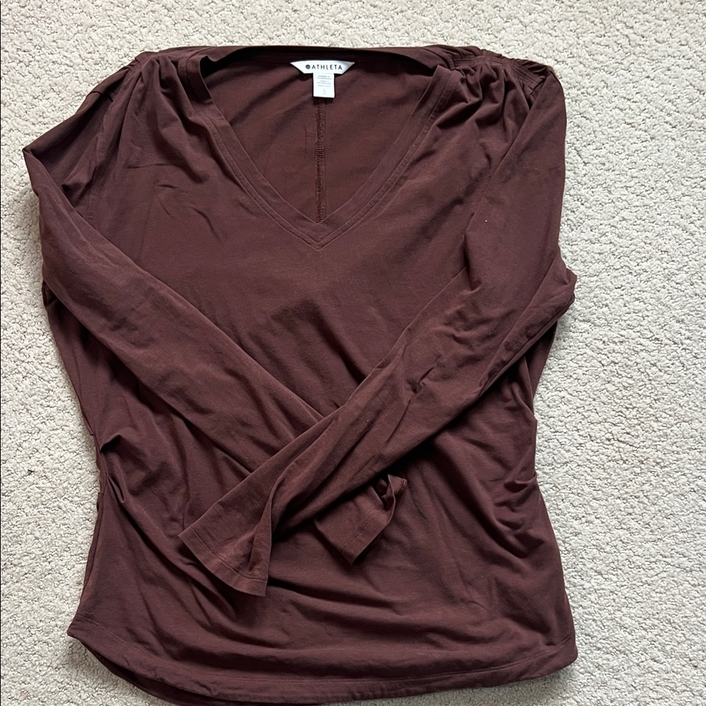 Athleta Women's Chocolate Long Sleeve V-Neck Top